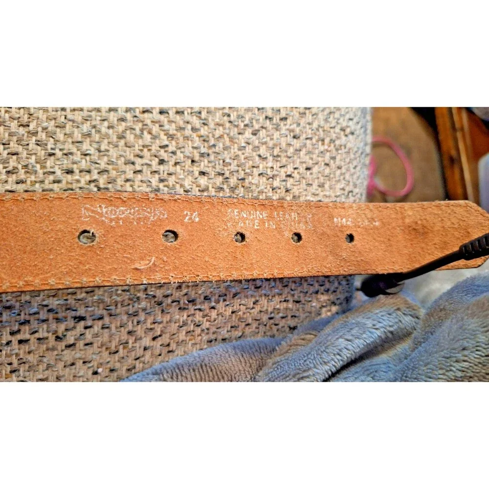 Youth Size 24 Nocona Brown Leather Belt (No Buckle)‎ 80770 Silver Concho & Braid